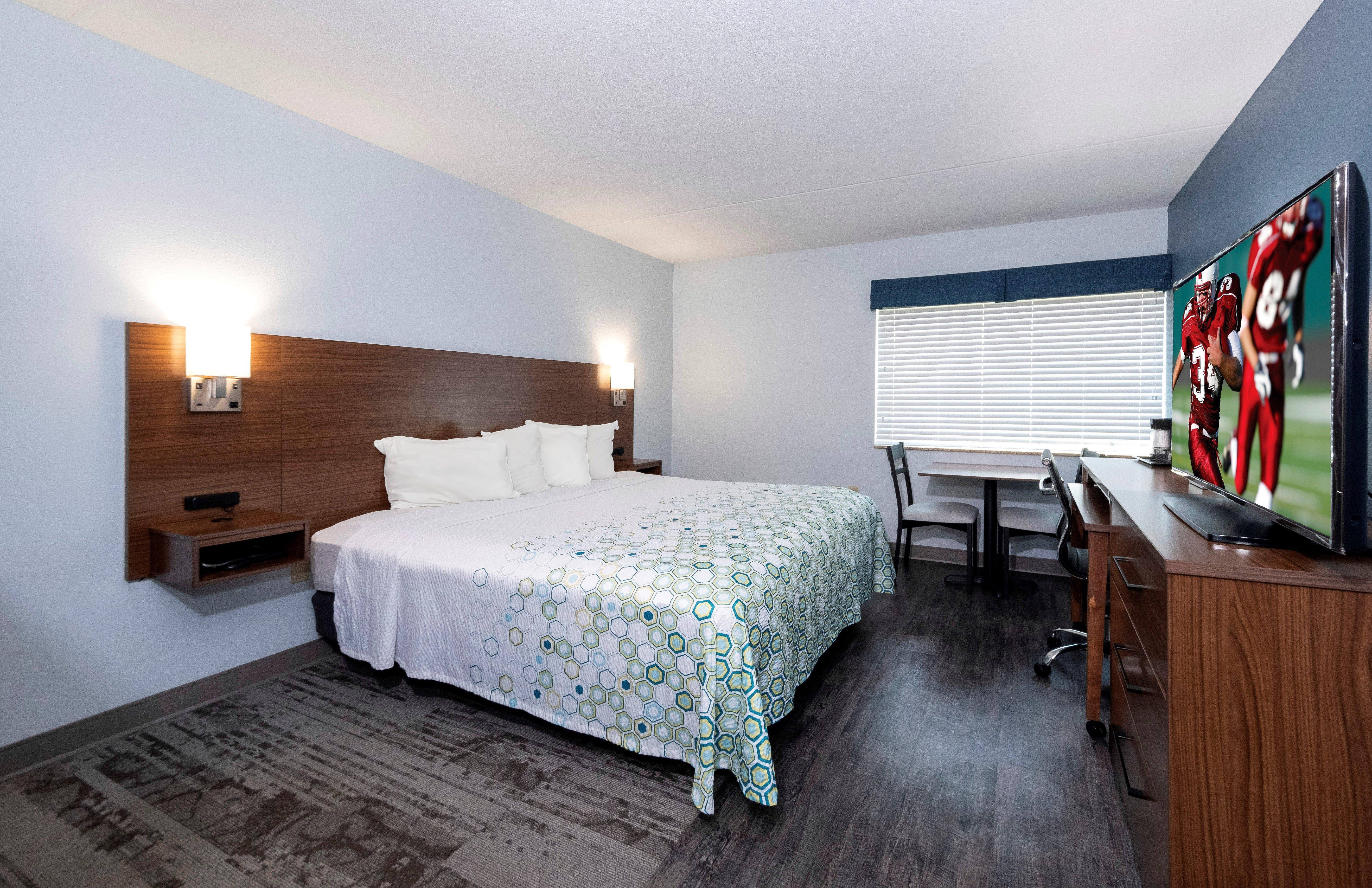 Red Roof Inn & Suites Wilmington - New Castle Exteriör bild